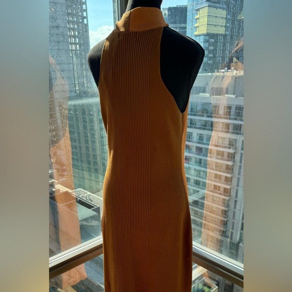 🆕 NICHOLAS 🧿 NWT Daija Twisted Two-Tone Ribbed Knit Midi Dress - Picture 9 of 16